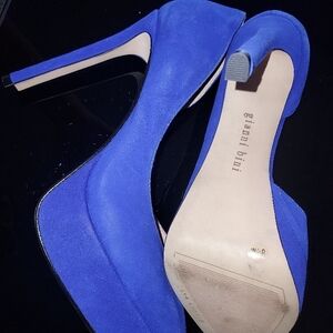 Gianni Bini Women's Blue High Heels